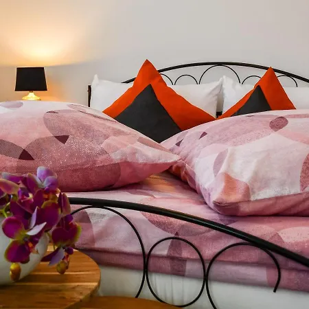 Ferienwohnung Dina 2