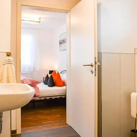 Ferienwohnung Dina 2 Apartment
